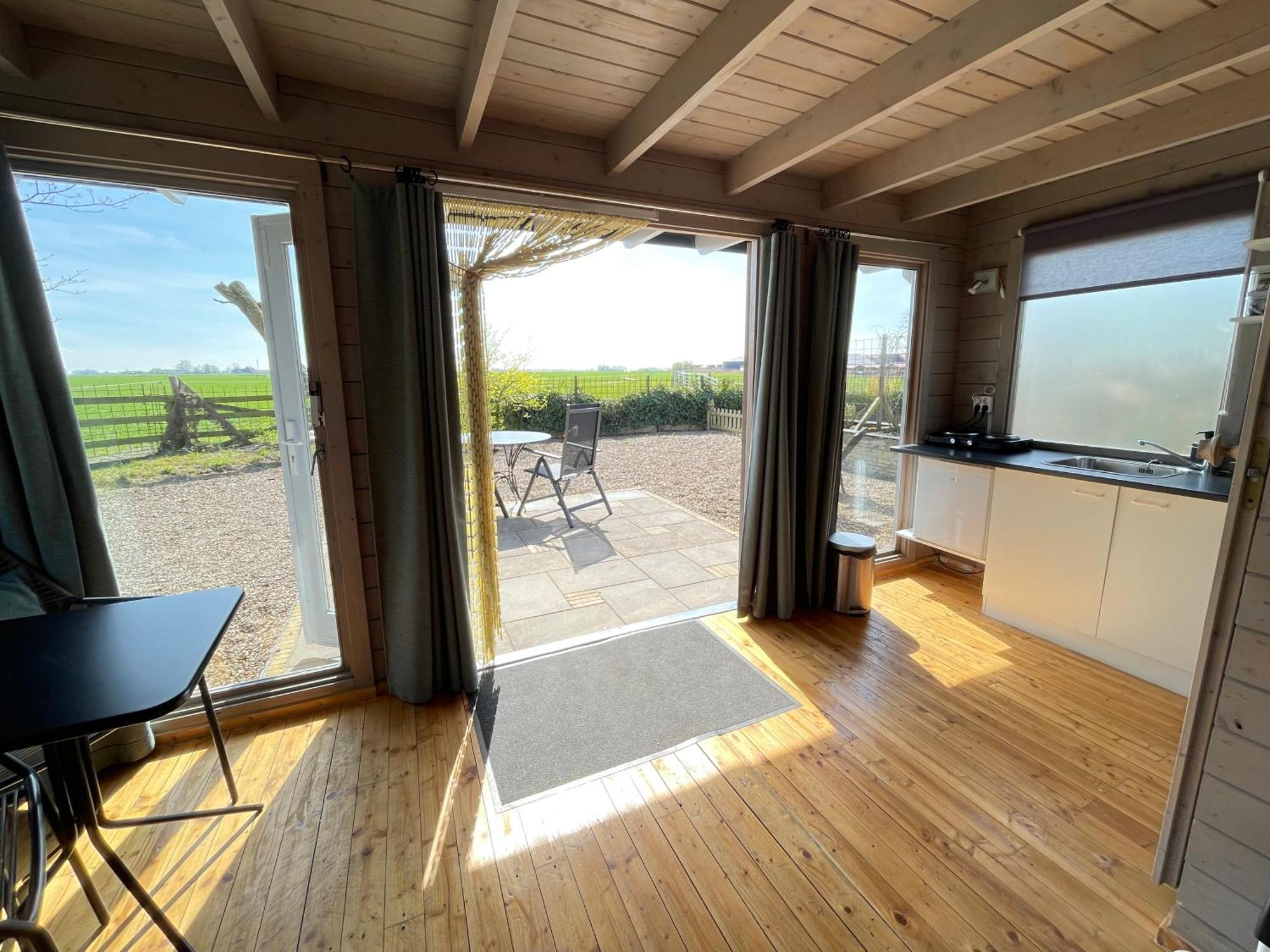 Logeerboerderij De Salix Vila Hitzum Exterior foto